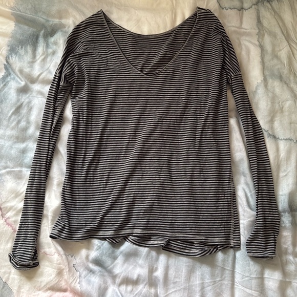 Lululemon Flip Your Dog LS Tonka Striped Black Heathered 4 - Picture 2 of 2